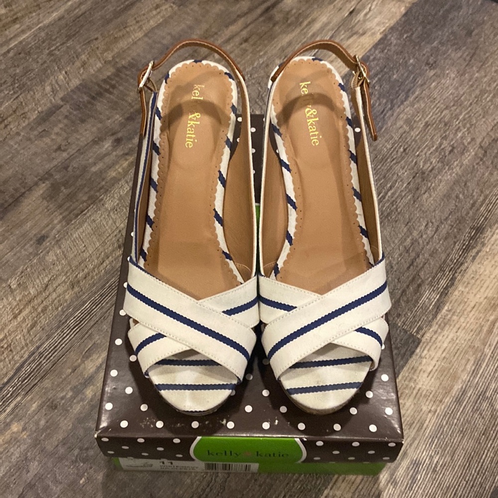 Kelly & Katie Navy and White Striped Wedge Sandals Size 11